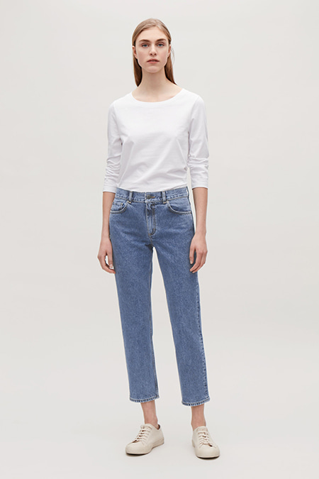 CROPPED SLIM-FIT JEANS